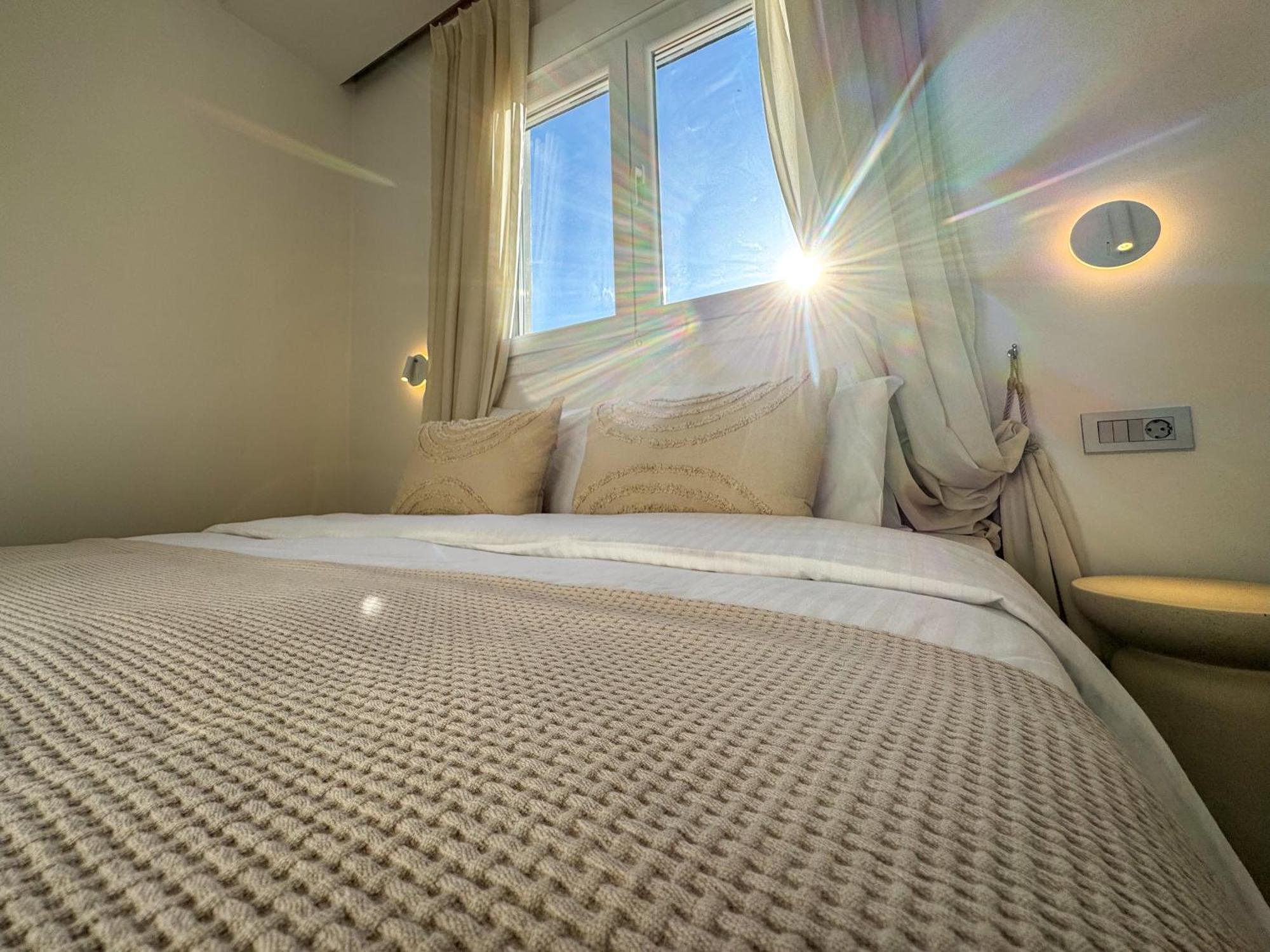 Апартаменты Cerro Fine Living Эрмуполис Экстерьер фото